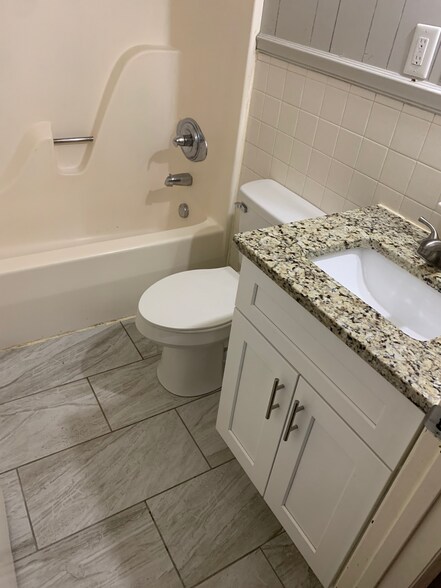 More Photos Of 19612 & 19630 Oak St, Cornelius Apartments For Sale