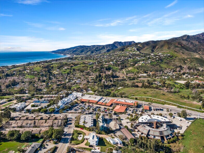 More Photos Of 29169-29211 Heathercliff Rd, Malibu Unknown For Lease