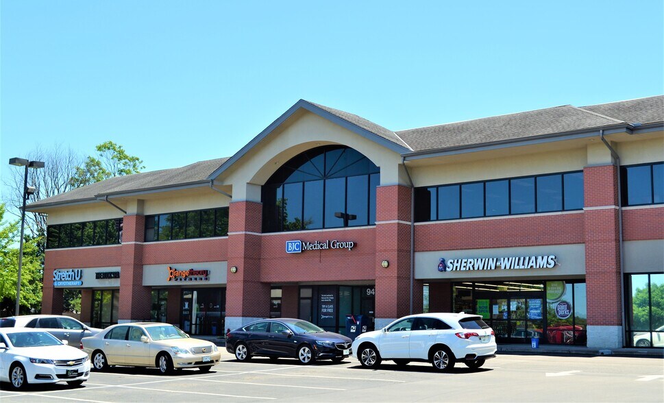 Primary Photo Of 9420-9450 Manchester Rd, Saint Louis Storefront Retail Office For Lease