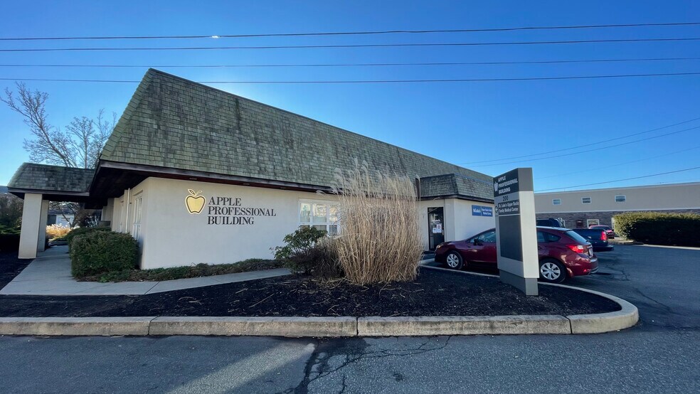 More Photos Of 200 Apple St, Quakertown Medical For Lease