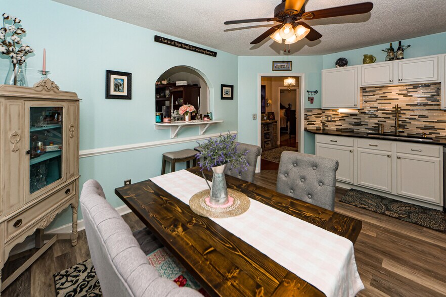 More Photos Of 111 Heatley St, Moncks Corner Medical For Sale