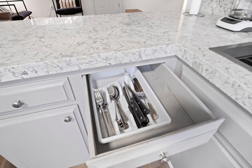 More Photos Of 116 Covena Ave, Modesto Apartments For Sale