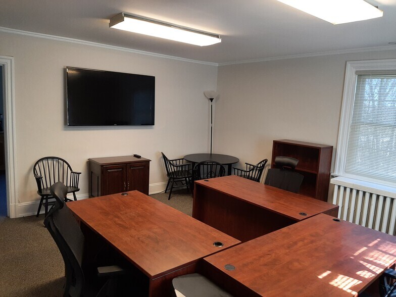 More Photos Of 531 E Lancaster Ave, Wayne Office Residential For Lease