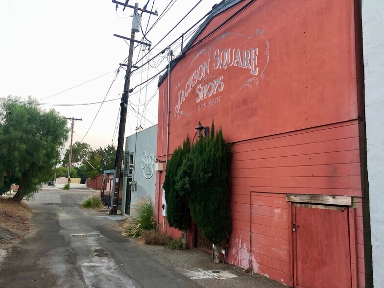 More Photos Of 119 N Main Ave, Fallbrook Restaurant For Sale