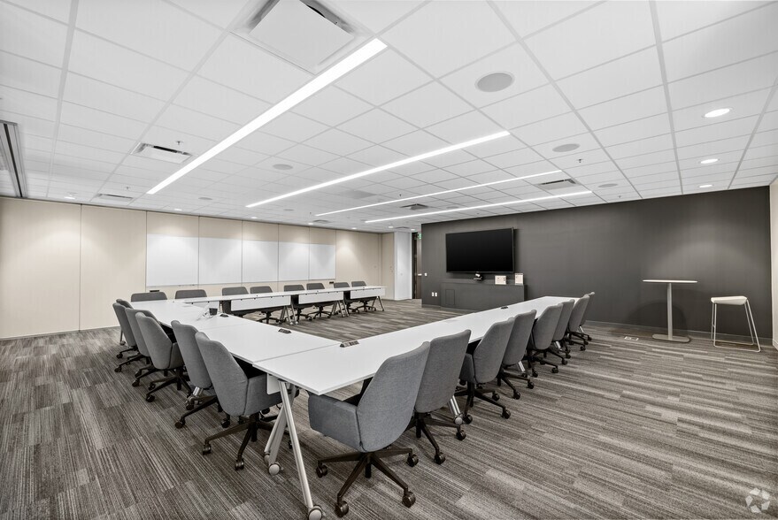 More Photos Of 4330 Park Terrace Dr, Westlake Village Flex For Sale