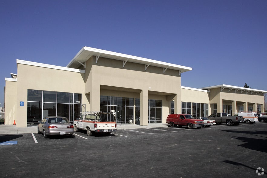 More Photos Of 3951-3985 Stevens Creek Blvd, Santa Clara General Retail For Lease
