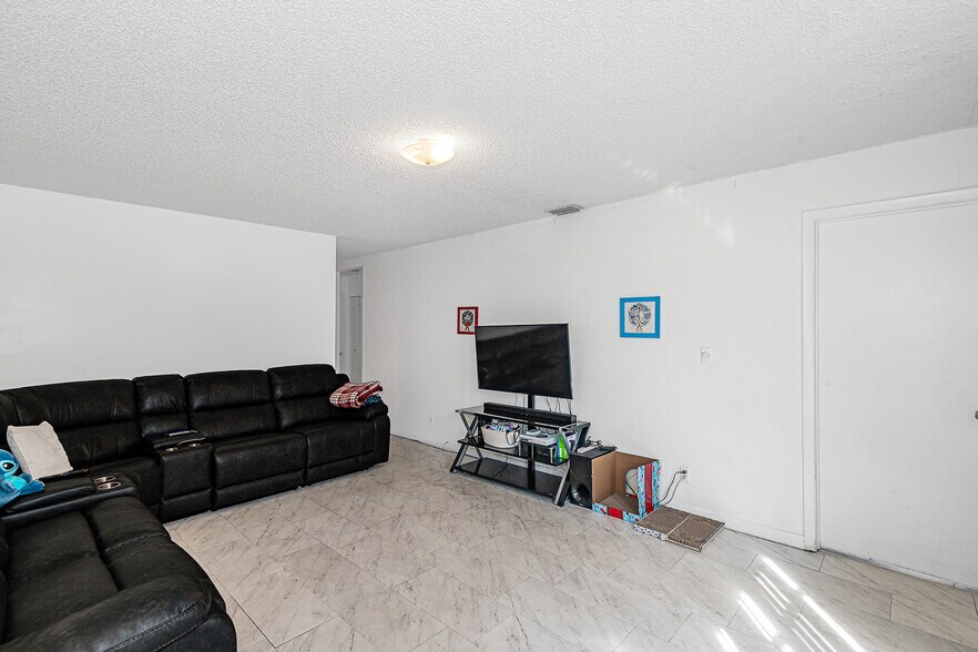 More Photos Of 3960 NW 110th Ave, Coral Springs Multifamily For Sale