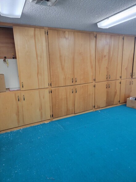 More Photos Of 707 S Main St, Lebanon Office For Sale