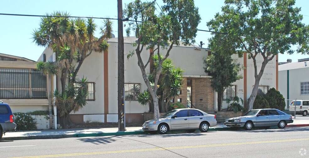 More Photos Of 2940 Leonis Blvd, Los Angeles Warehouse For Lease