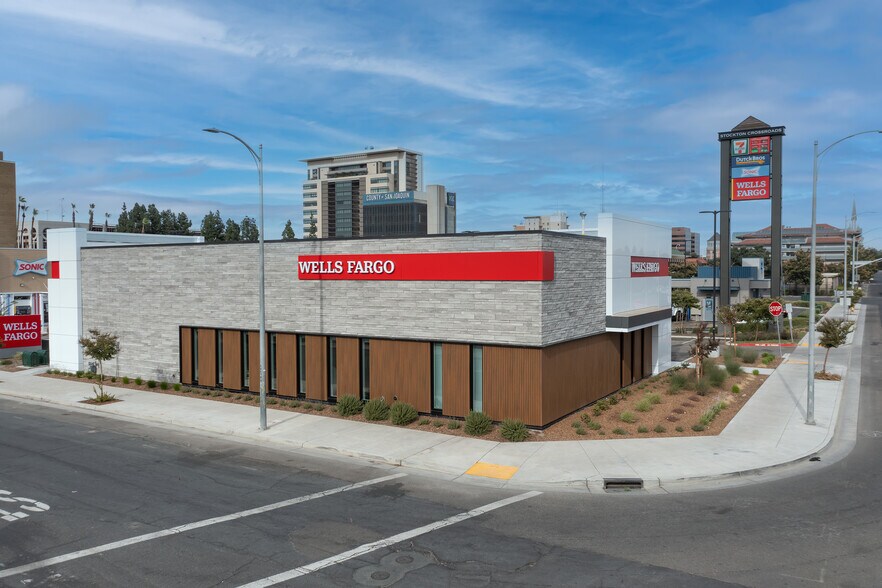 More Photos Of 17 W Washington St, Stockton Bank For Sale