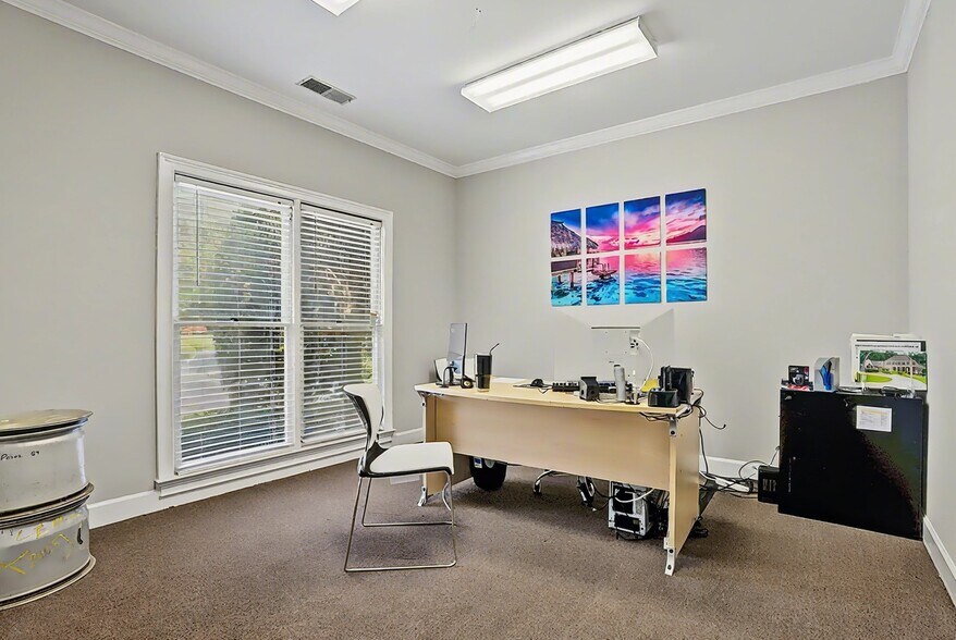 More Photos Of 188 Ben Burton Cir, Bogart Office For Sale