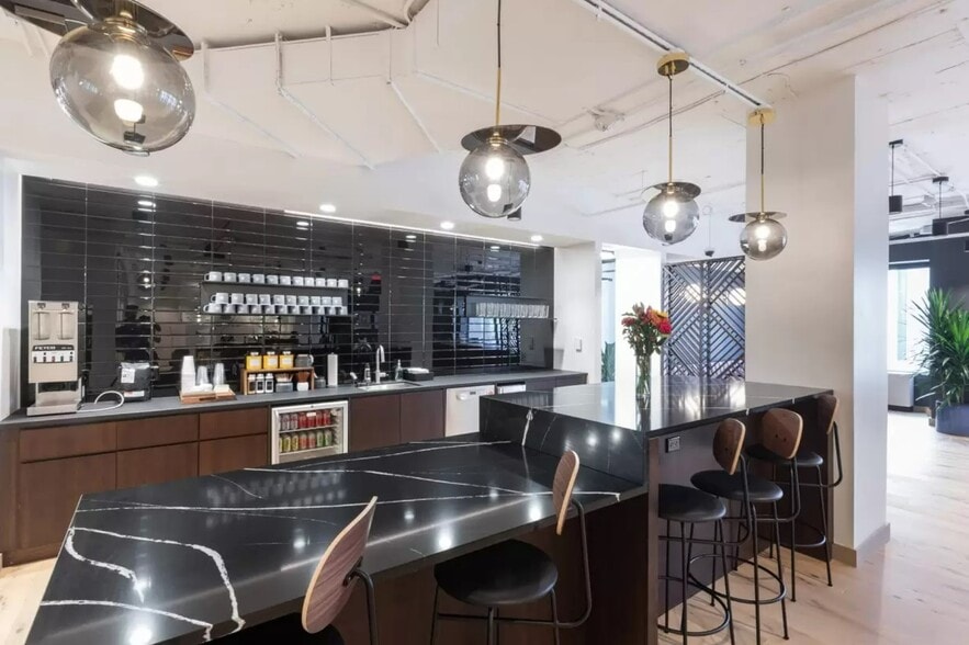 More Photos Of 650 Massachusetts Ave NW, Washington Coworking Space