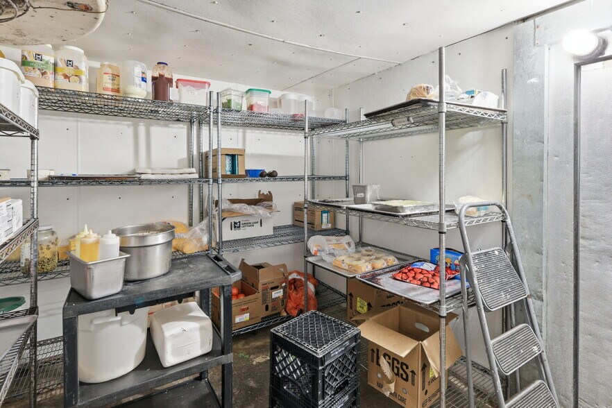 More Photos Of 228 N Jefferson St, Hastings Restaurant For Sale