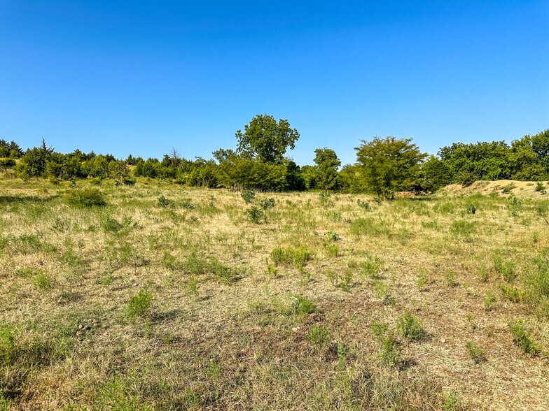 More Photos Of 5871 Roper Rd, Sperry Land For Sale