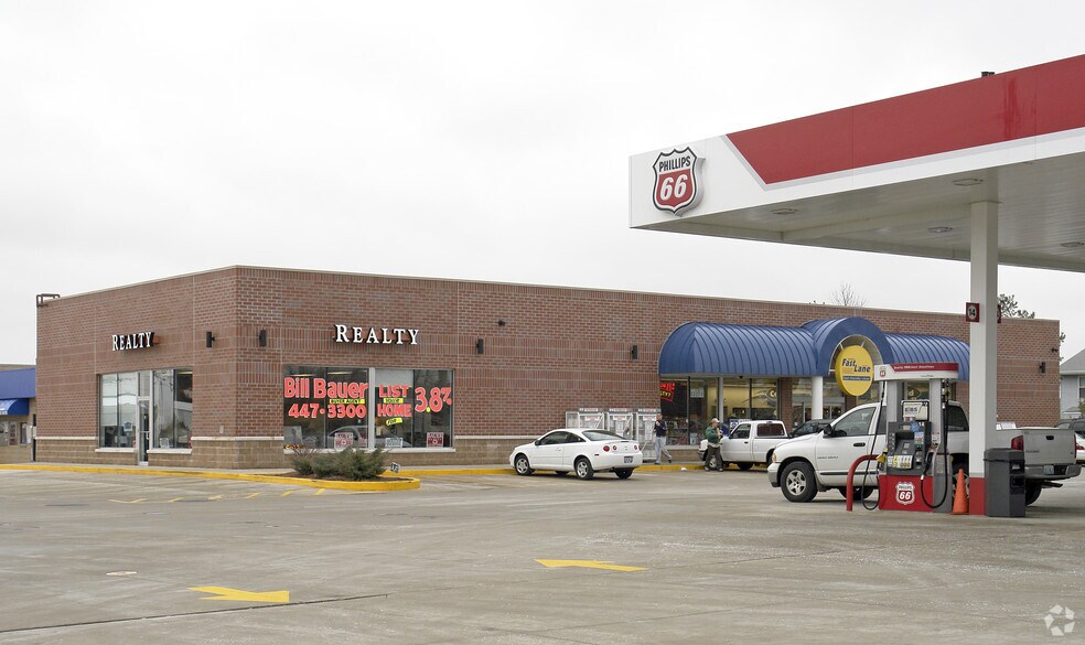 More Photos Of 2301 Old Highway 94, Saint Charles Convenience Store For Lease