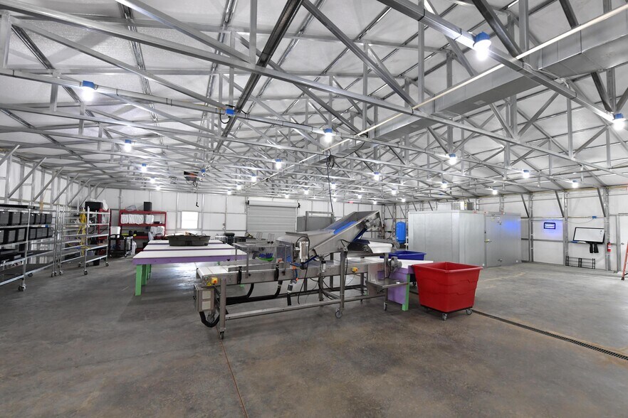 More Photos Of 1070 Wadesville Rd, Berryville Light Manufacturing For Sale