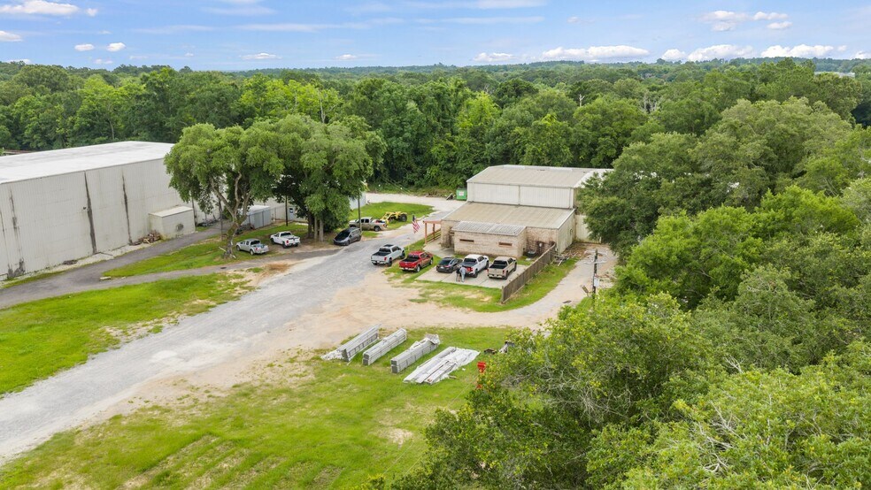 More Photos Of 7555 Half Mile Rd, Irvington Service For Sale