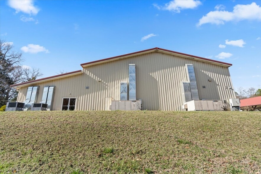 More Photos Of 4700 Isenhour Rd, Kannapolis Religious Facility For Sale