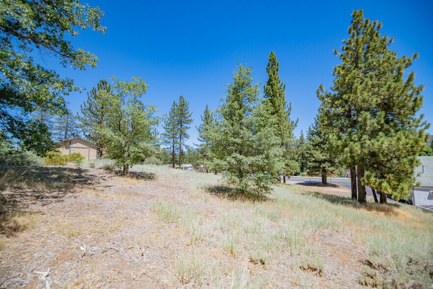 More Photos Of 40111 Big Bear Blvd, Big Bear Lake Land For Lease