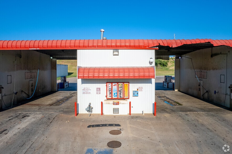 More Photos Of 2926 NE 63rd St, Oklahoma City Carwash For Sale
