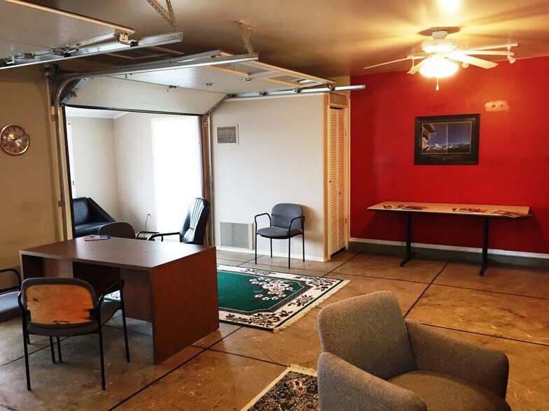 More Photos Of 373 S 100 W, Payson Freestanding For Lease