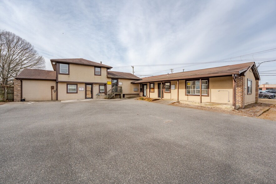 More Photos Of 98 New Rd, Somers Point Showroom For Sale