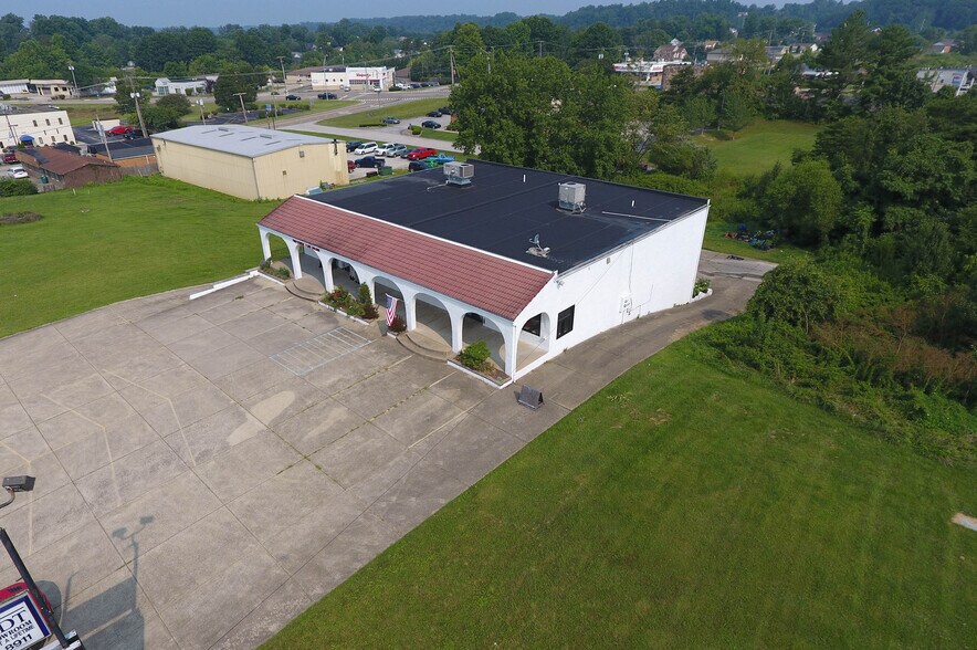 More Photos Of 4495 Teays Valley Rd, Scott Depot General Retail For Sale