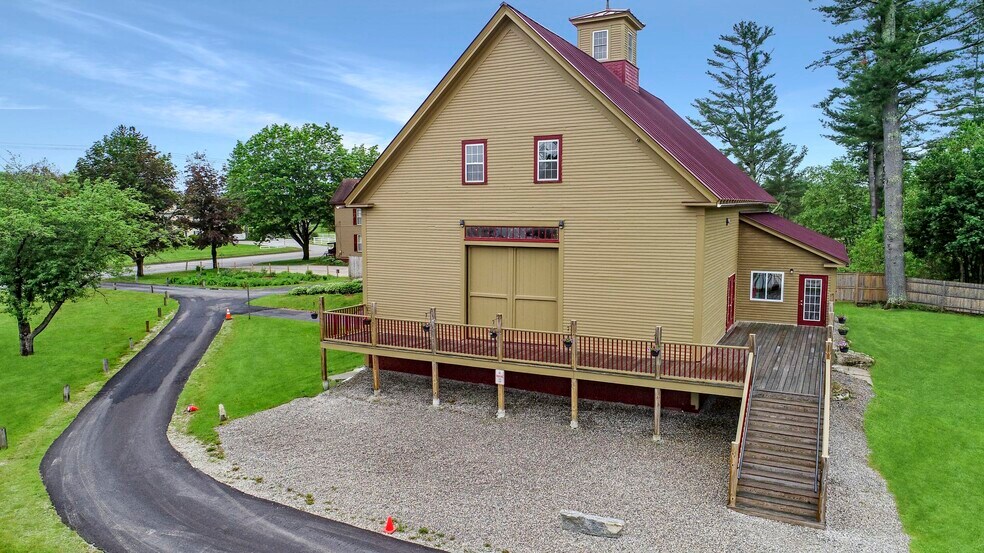 More Photos Of 164 Mayville Rd, Bethel Hospitality For Sale