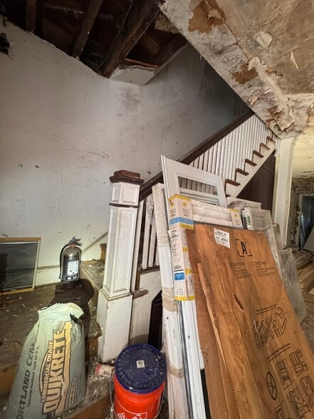 More Photos Of 238 N 53rd St, Philadelphia Funeral Home For Sale