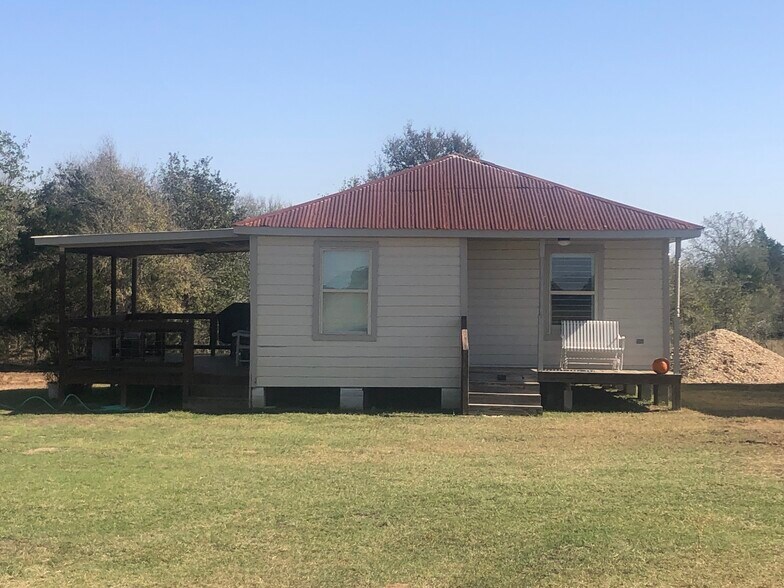 More Photos Of 2456 W Old Lockhart Rd, West Point Land For Sale