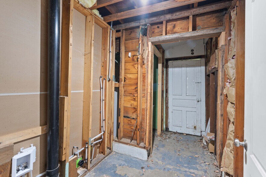 More Photos Of 1260 Lower Sunnyslope Rd, Wenatchee Manufacturing For Lease