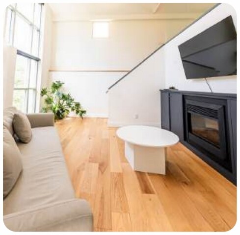 More Photos Of 115 Walnut Ave, Toronto Office For Sale