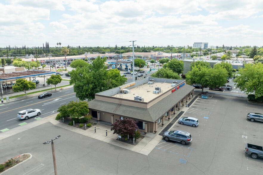 Primary Photo Of 2605 Coffee Rd, Modesto Freestanding For Lease