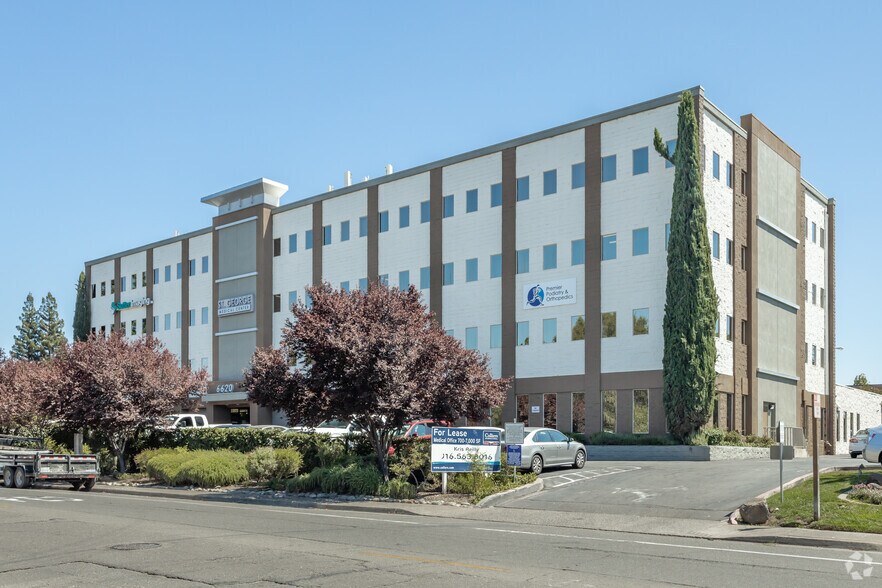 More Photos Of 6620 Coyle Ave, Carmichael Medical For Lease