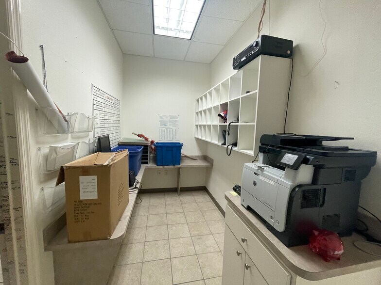 More Photos Of 20319 E Pennsylvania Ave, Dunnellon General Retail For Sale