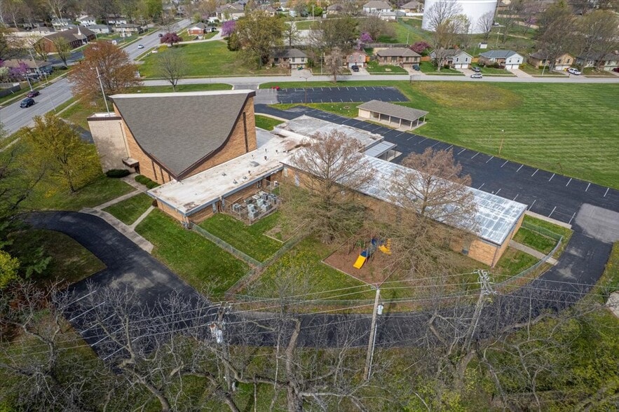 More Photos Of 17200 E 39th St S, Independence Religious Facility For Sale
