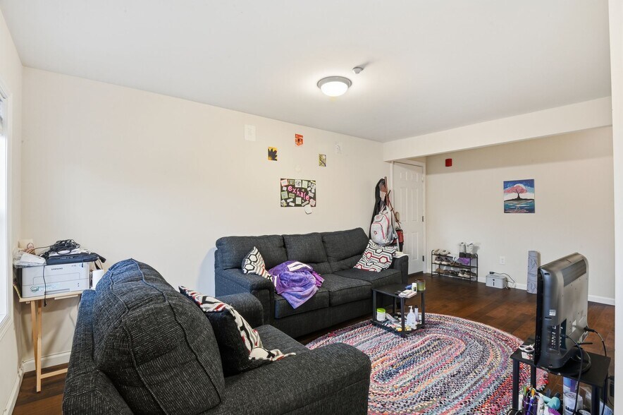 More Photos Of 5 S Main St, Cape May Court House Office Residential For Sale