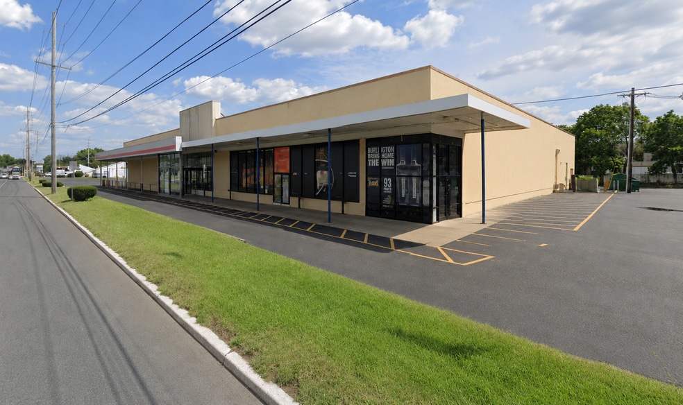 More Photos Of 811 W Route 130, Burlington Freestanding For Sale