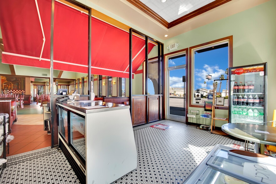 More Photos Of 1395 E Tropicana Ave, Las Vegas Restaurant For Sale