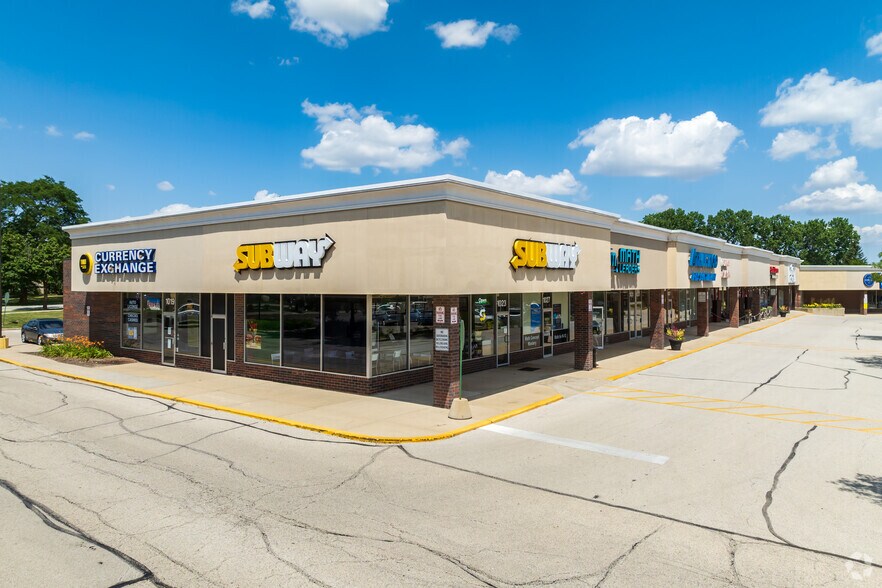 More Photos Of 1023-1127 S Roselle Rd, Schaumburg Freestanding For Sale