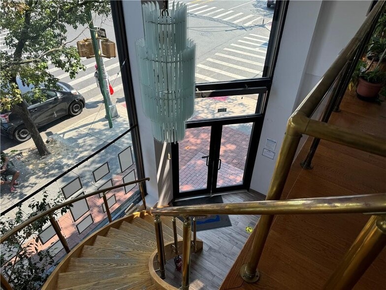 More Photos Of 7024 18th Ave, Brooklyn Office For Sale