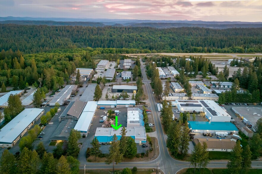 More Photos Of 12150 Charles Dr, Grass Valley Warehouse For Sale