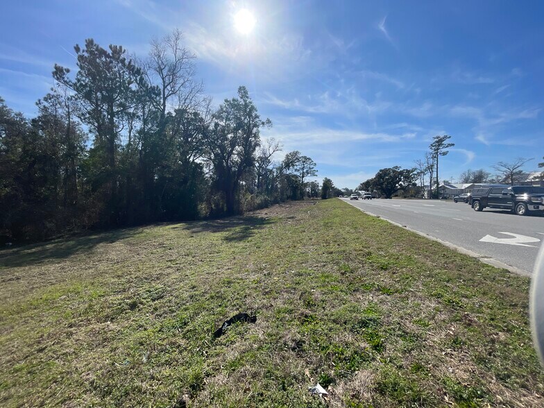 More Photos Of 13854 US-17, Hampstead Land For Sale