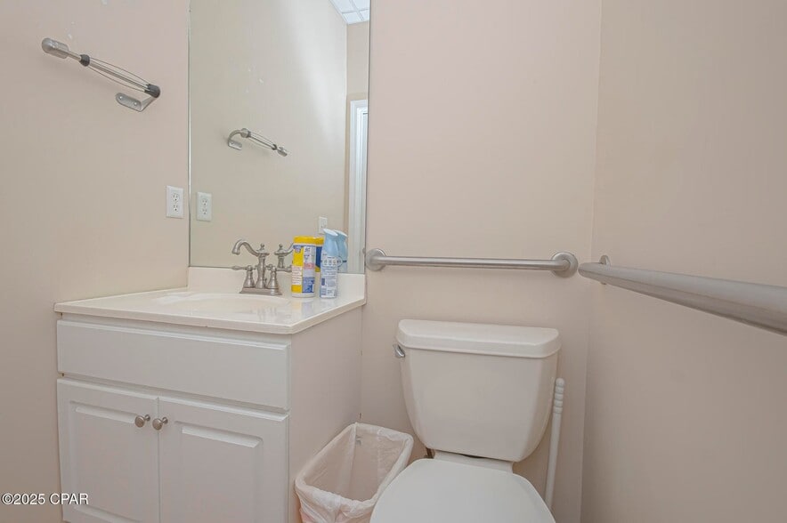 More Photos Of 7622 McElvey Rd, Panama City Beach Industrial For Sale