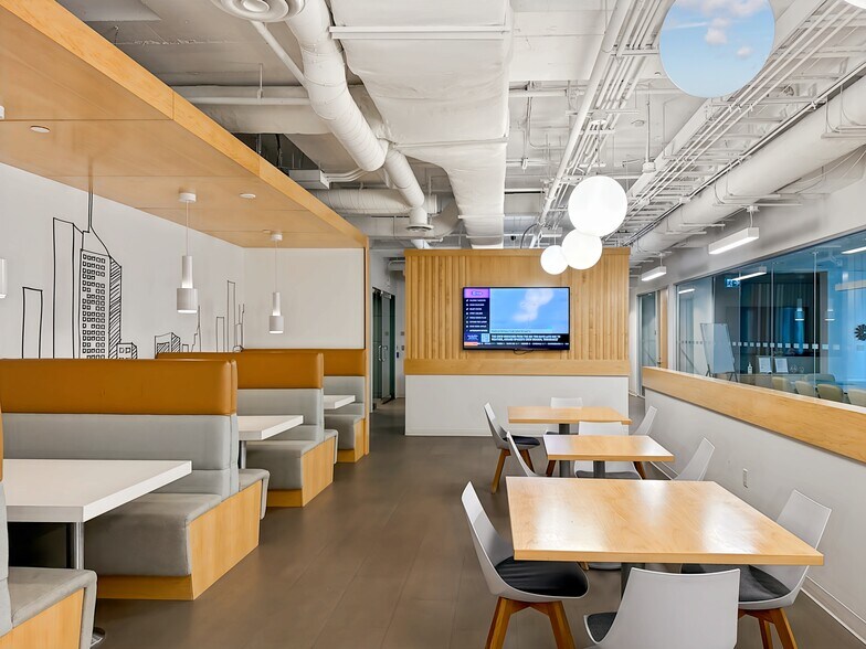 More Photos Of 888 3rd St SW, Calgary Coworking Space