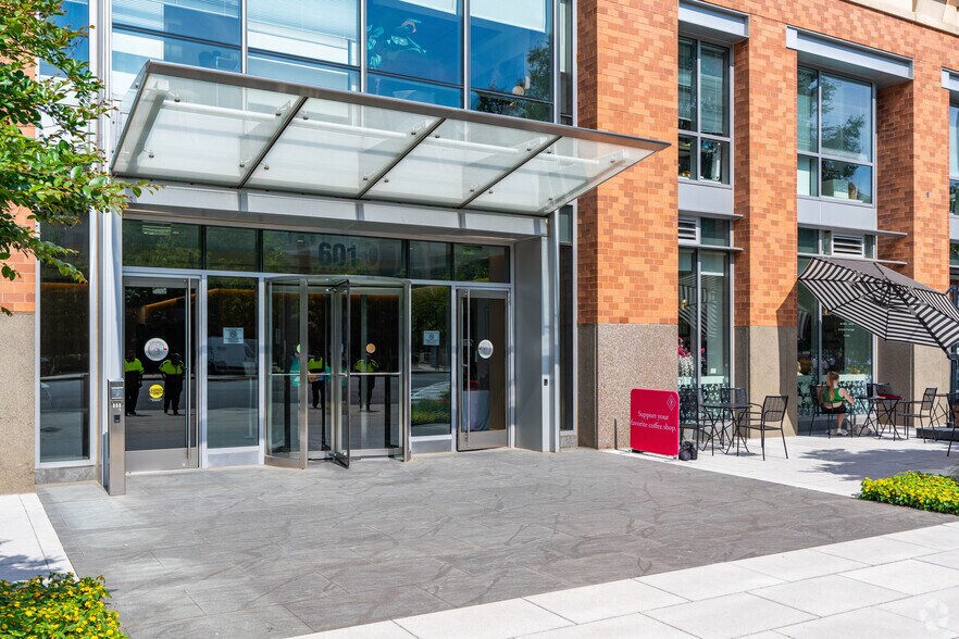 More Photos Of 601 New Jersey Ave NW, Washington Office For Lease