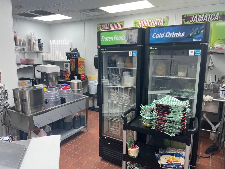 More Photos Of 313 FM 1103, Cibolo Freestanding For Lease