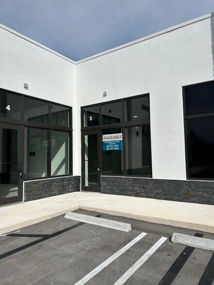 More Photos Of 1401 NW 119TH, North Miami Storefront Retail Office For Lease