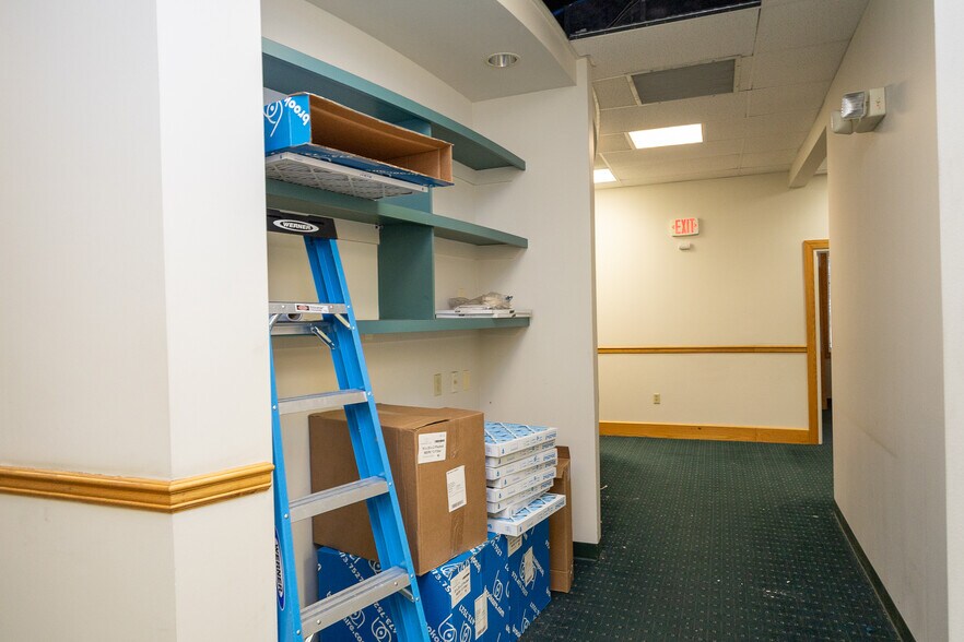 More Photos Of 195 Thomas Johnson Dr, Frederick Medical For Sale