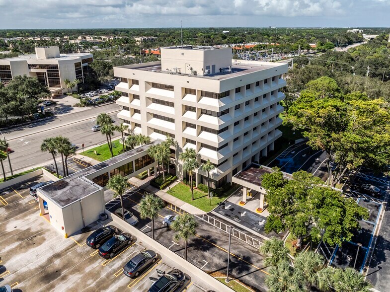 More Photos Of 4440 PGA Blvd, Palm Beach Gardens Office For Lease